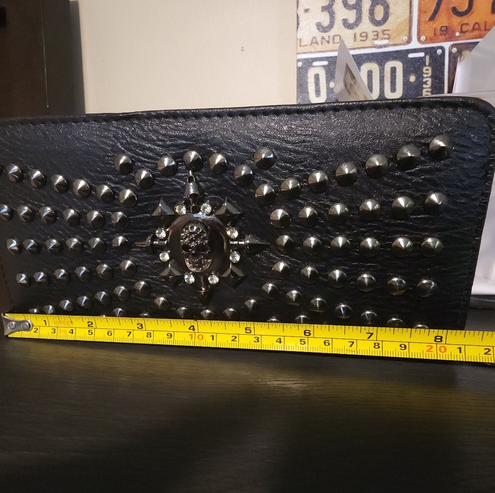 Black studded skull zipper wallet